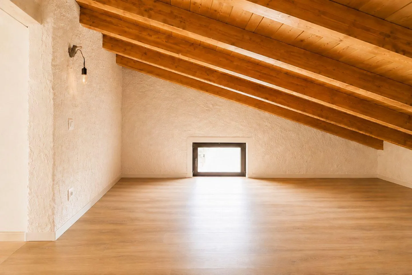Fully Renovated Village House, 6.5 Rooms – Cassina d'Agno - Photo 21 of 22