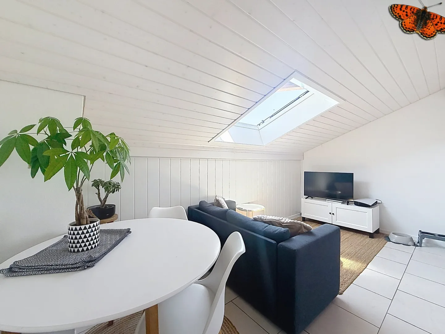 2 camere - Bellissimi volumi - Foto 3 di 9