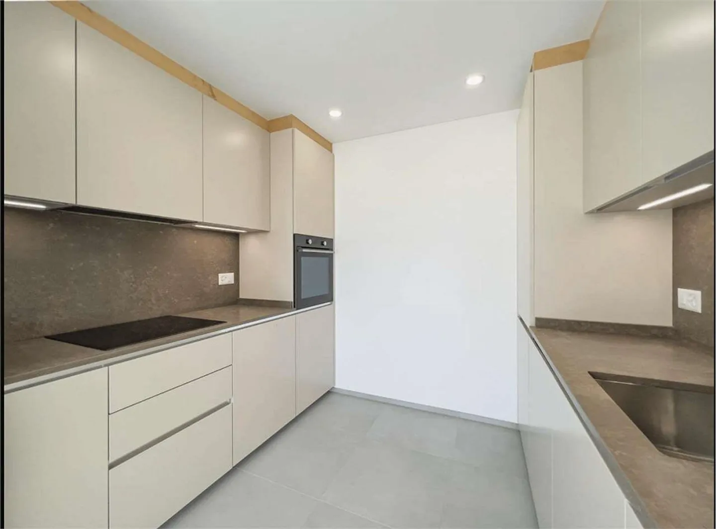 Nouvelle maison jumelée dans le vert - Photo 4 sur 13