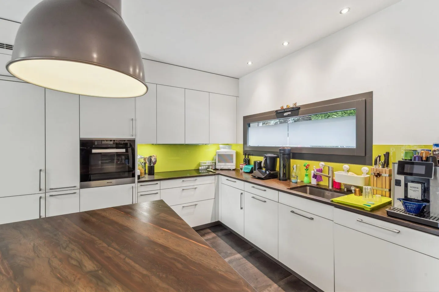 Villa HPE moderne avec jardin et terrasses - Photo 3 sur 13