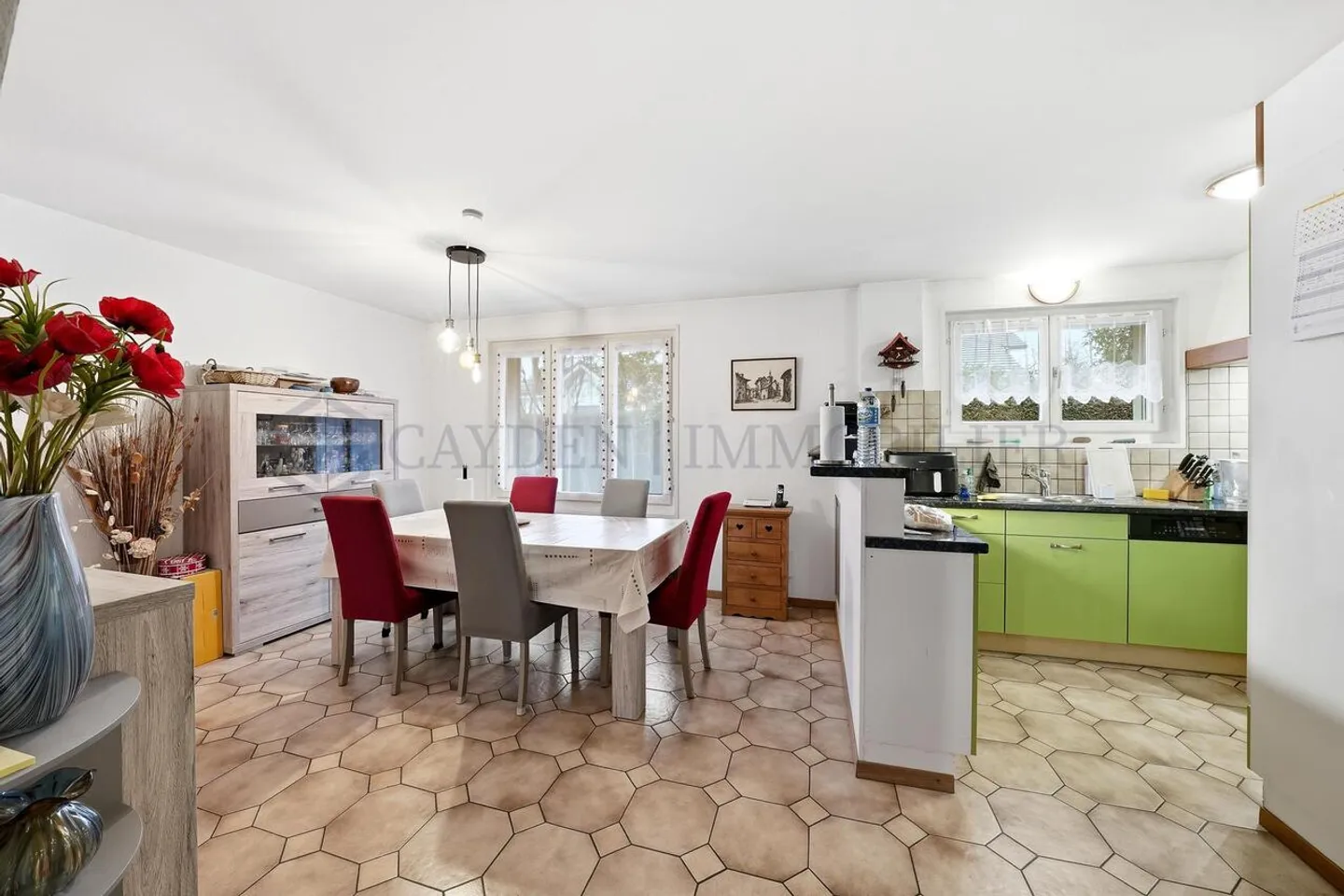 Exclusivity !! Pleasant villa with 6 rooms - Photo 4 of 6