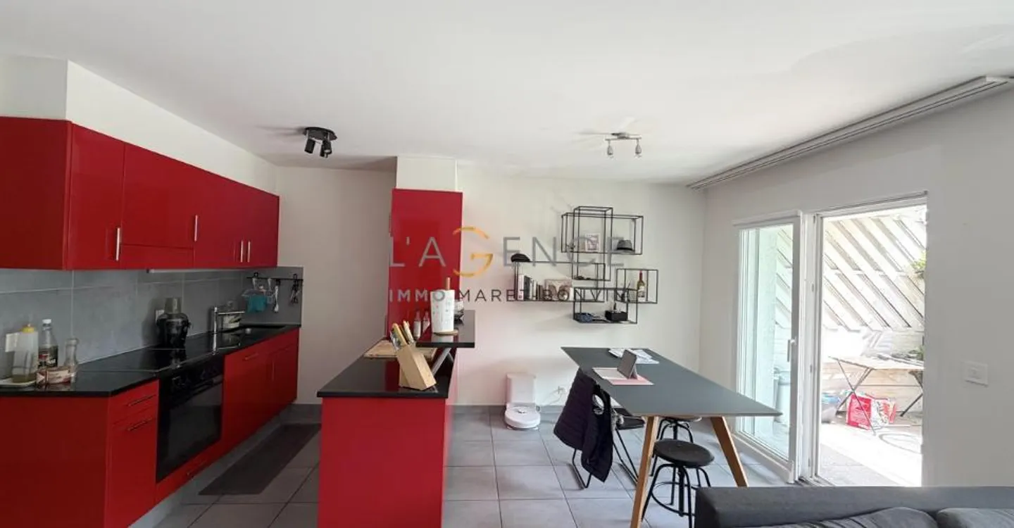 APPARTAMENTO 3,5 LOCALI CON TERRAZZA E GIARDINO PRIVATO - SION - Foto 2 di 5