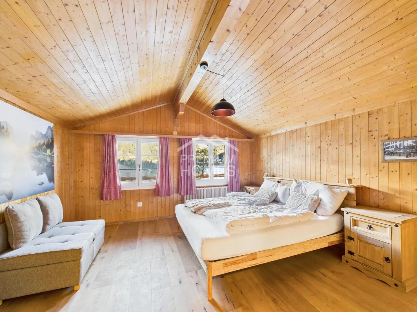 Chalet Complex with Restaurant - Photo 9 of 13