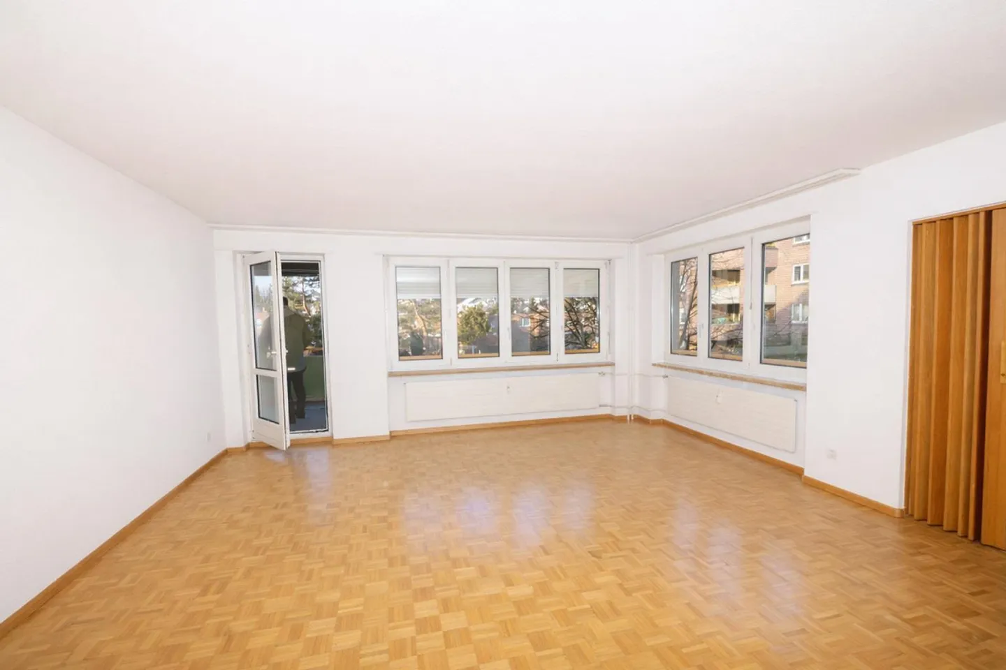 Vie familiale et spacieuse dans le quartier de Zollweiden - Photo 3 sur 12