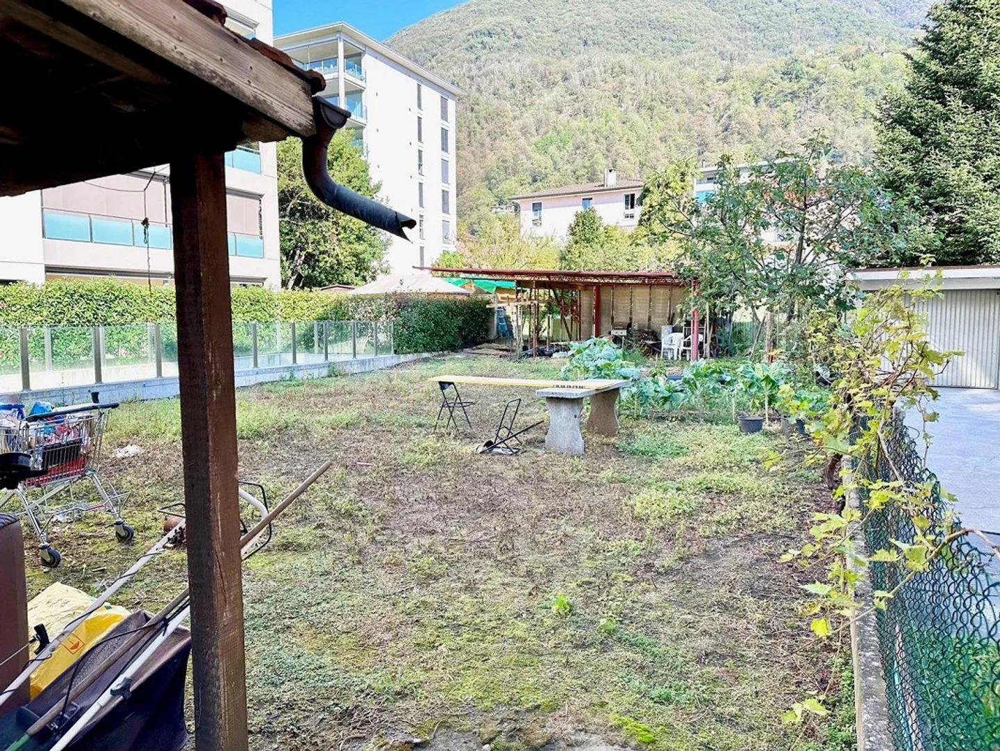Haus mit Baugrundstück - Foto 4 von 6