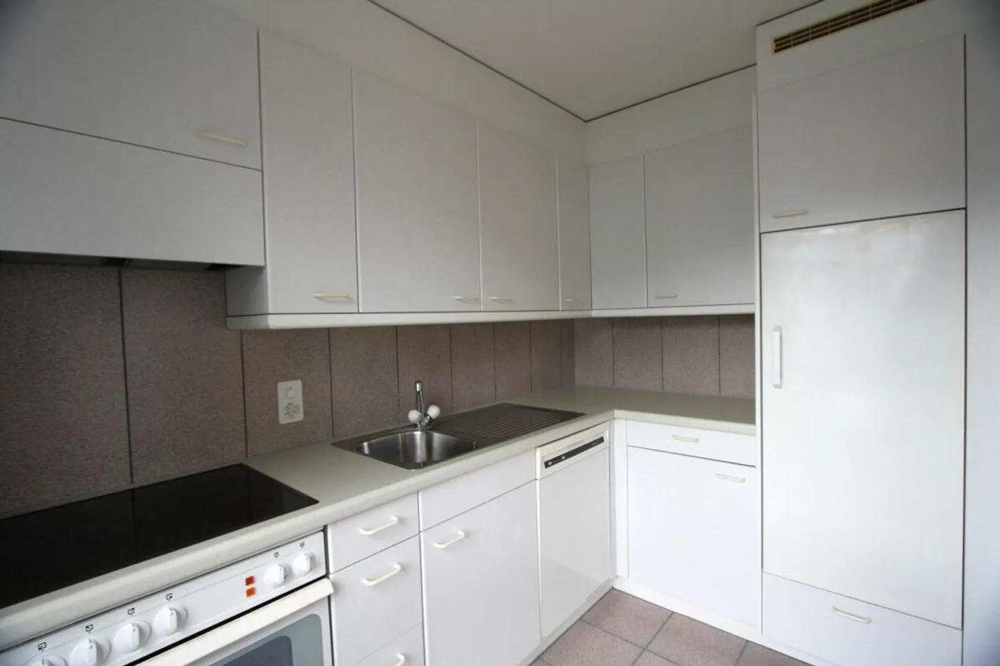 Appartement 2.5 pièces au centre du village - Photo 6 sur 7