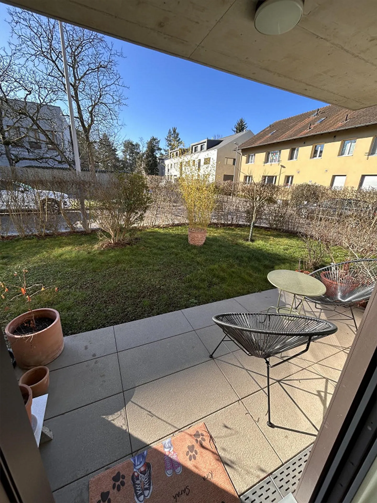 Nouvelle construction (2020) : appartement de jardin moderne sur Bruderholz - Photo 2 sur 10