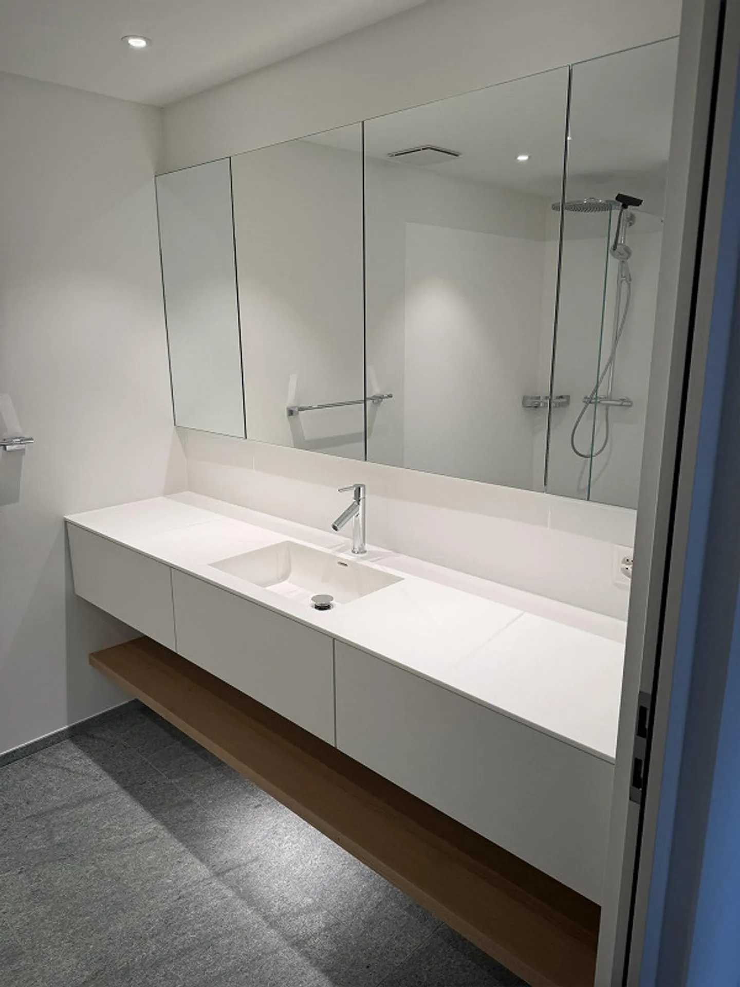 Appartement 3 pièces - Oasis au cœur de la vieille ville de Lucerne - Photo 8 sur 9