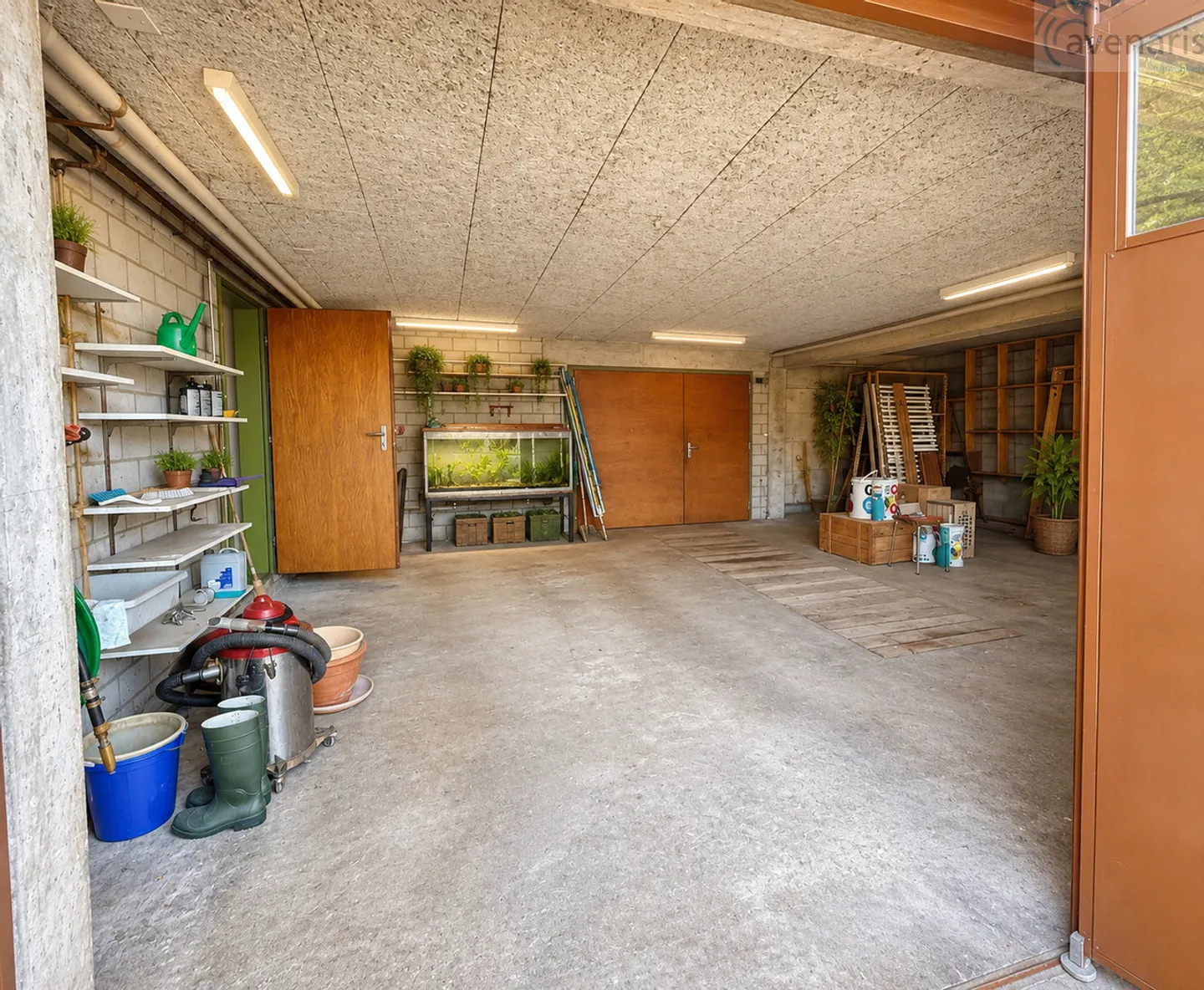 Spacious Family Home with Garden - Photo 13 of 18