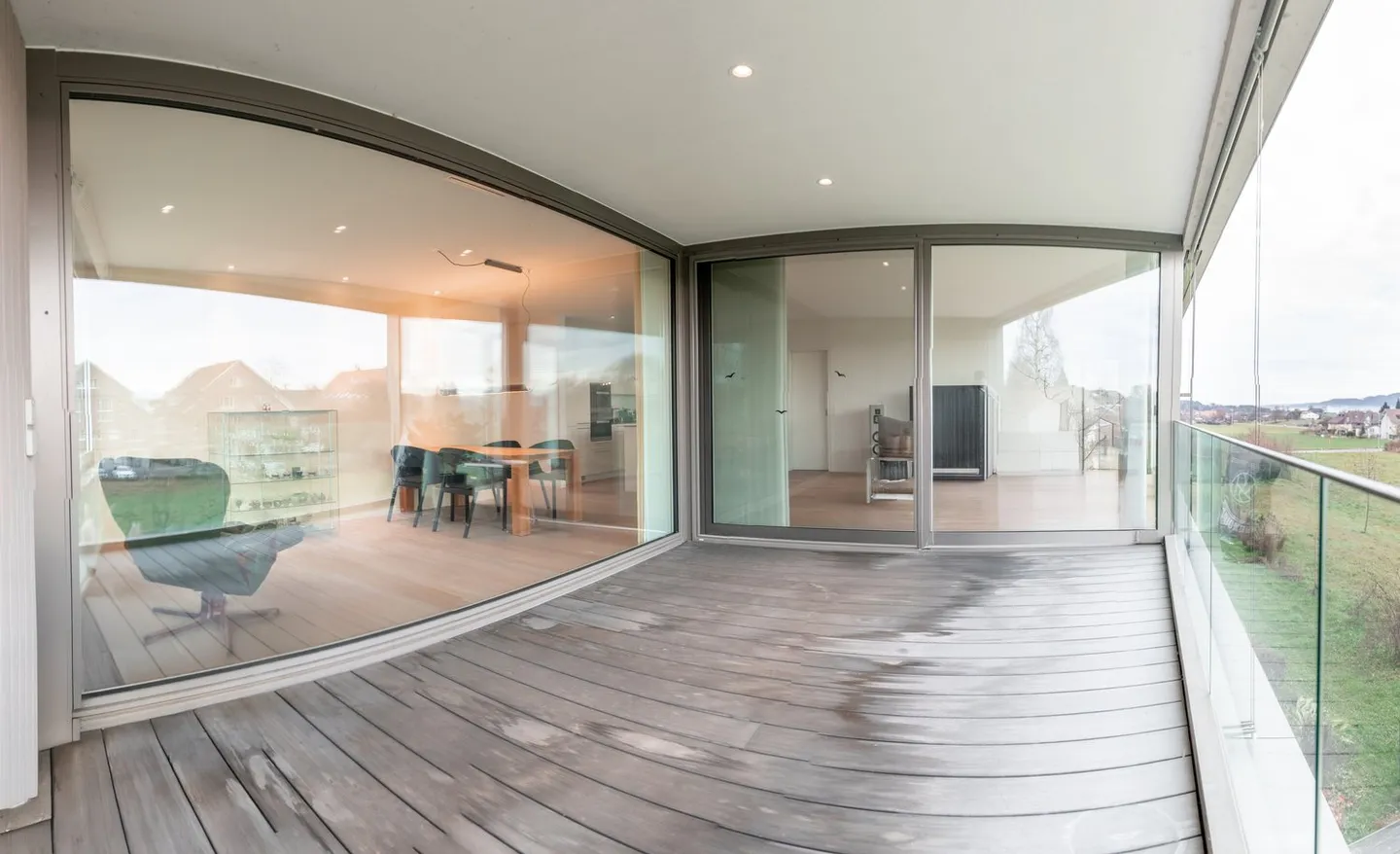 Appartement moderne de 3,5 pièces avec vue panoramique à Kirchlindach - Photo 3 sur 26