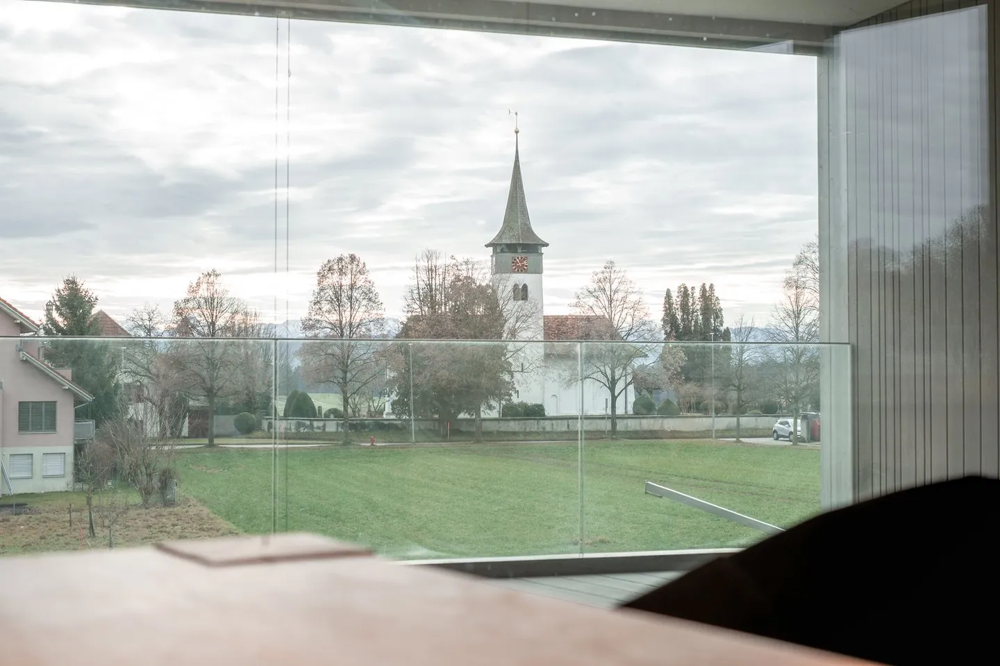 Appartement moderne de 3,5 pièces avec vue panoramique à Kirchlindach - Photo 4 sur 26