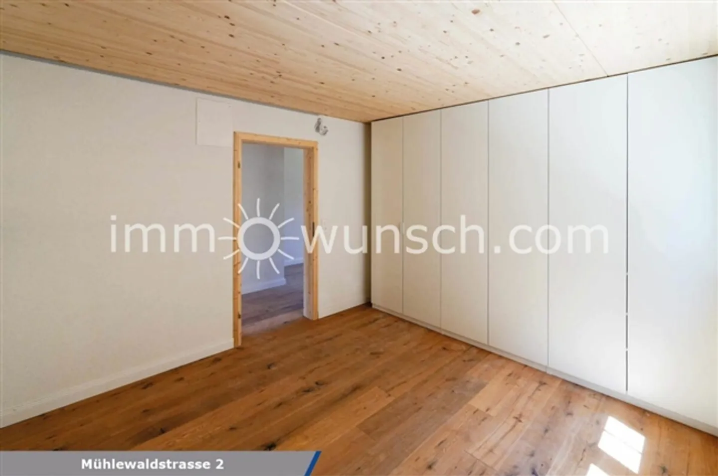 Charming 3 ½ room condominiums on the 1st floor in the development 'Lindenpark' - Photo 4 of 12