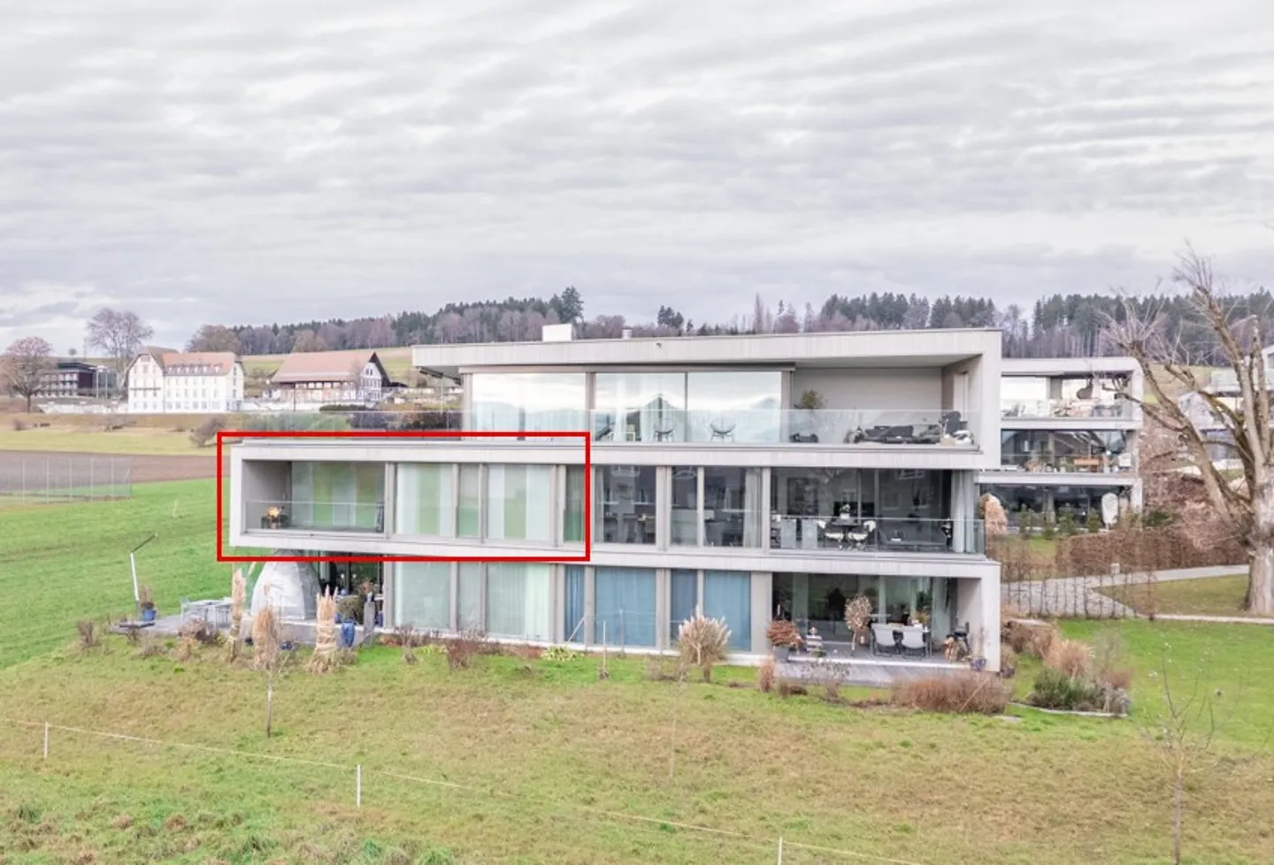 Appartement moderne de 3,5 pièces avec vue panoramique à Kirchlindach - Photo 1 sur 26