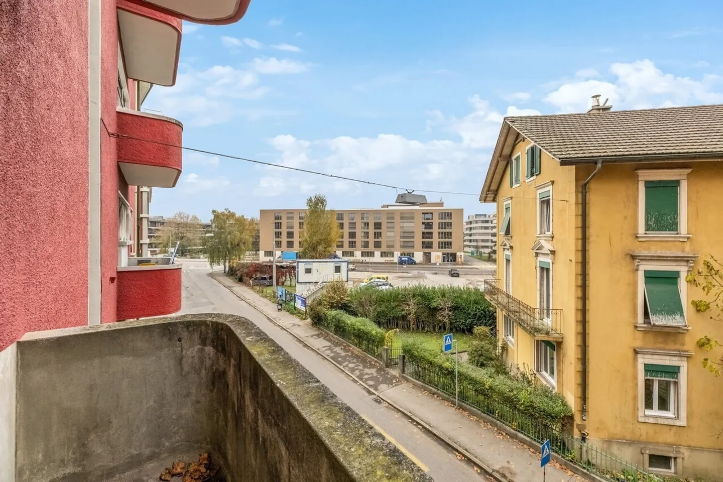 Helles Apartment mit Balkon - Foto 1 von 9