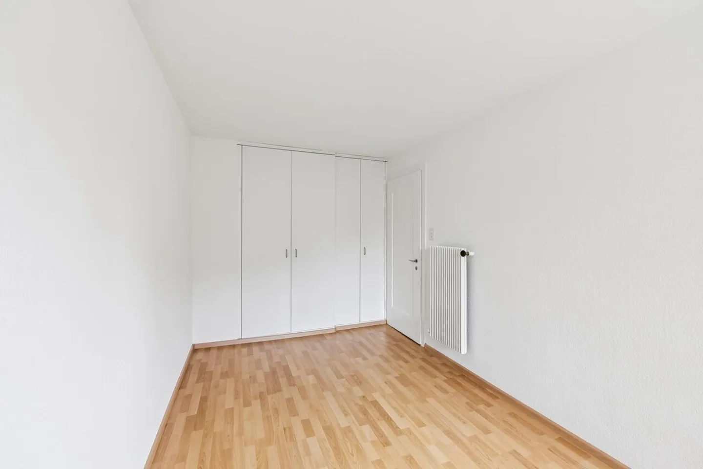 Helles Apartment mit Balkon - Foto 6 von 9