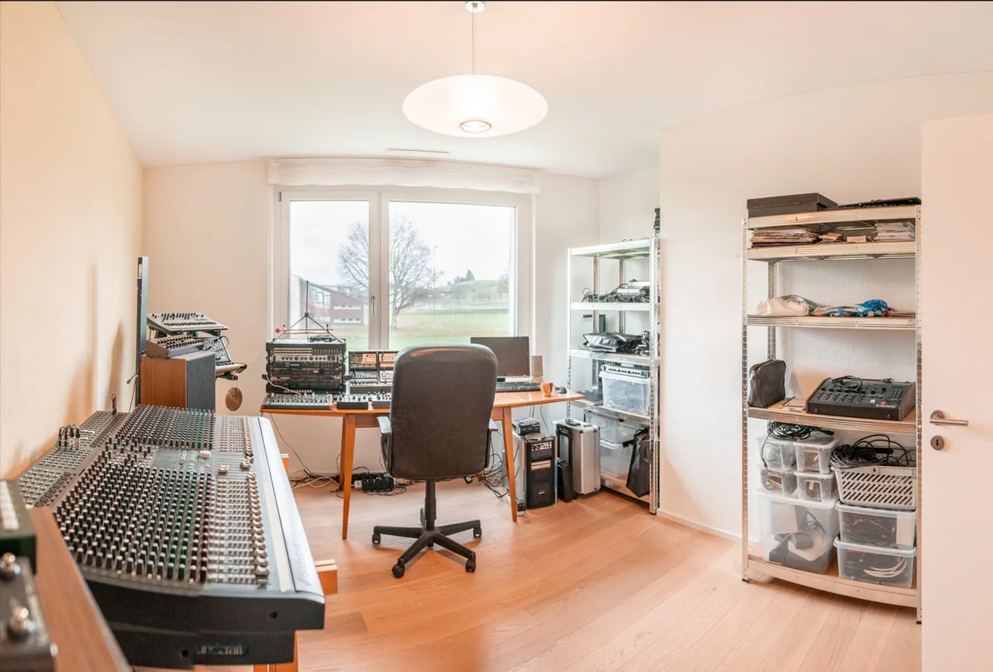 Appartement moderne de 3,5 pièces avec vue panoramique à Kirchlindach - Photo 18 sur 26