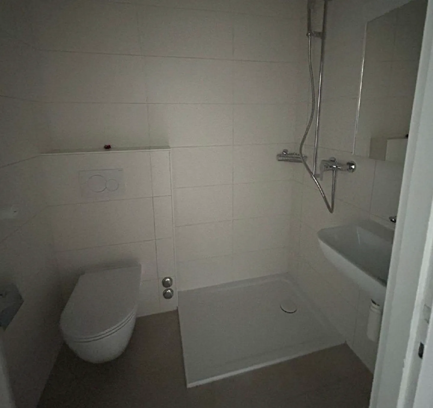 1-room apartment - Photo 2 of 2