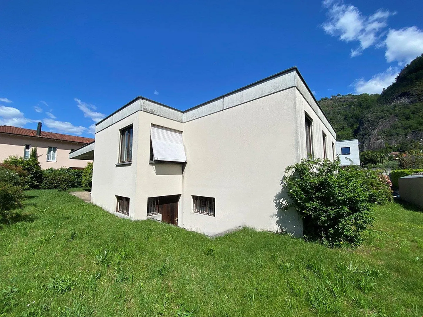 Tegna, Terre di Pedemonte, large single-family house to renovate - Photo 12 of 13