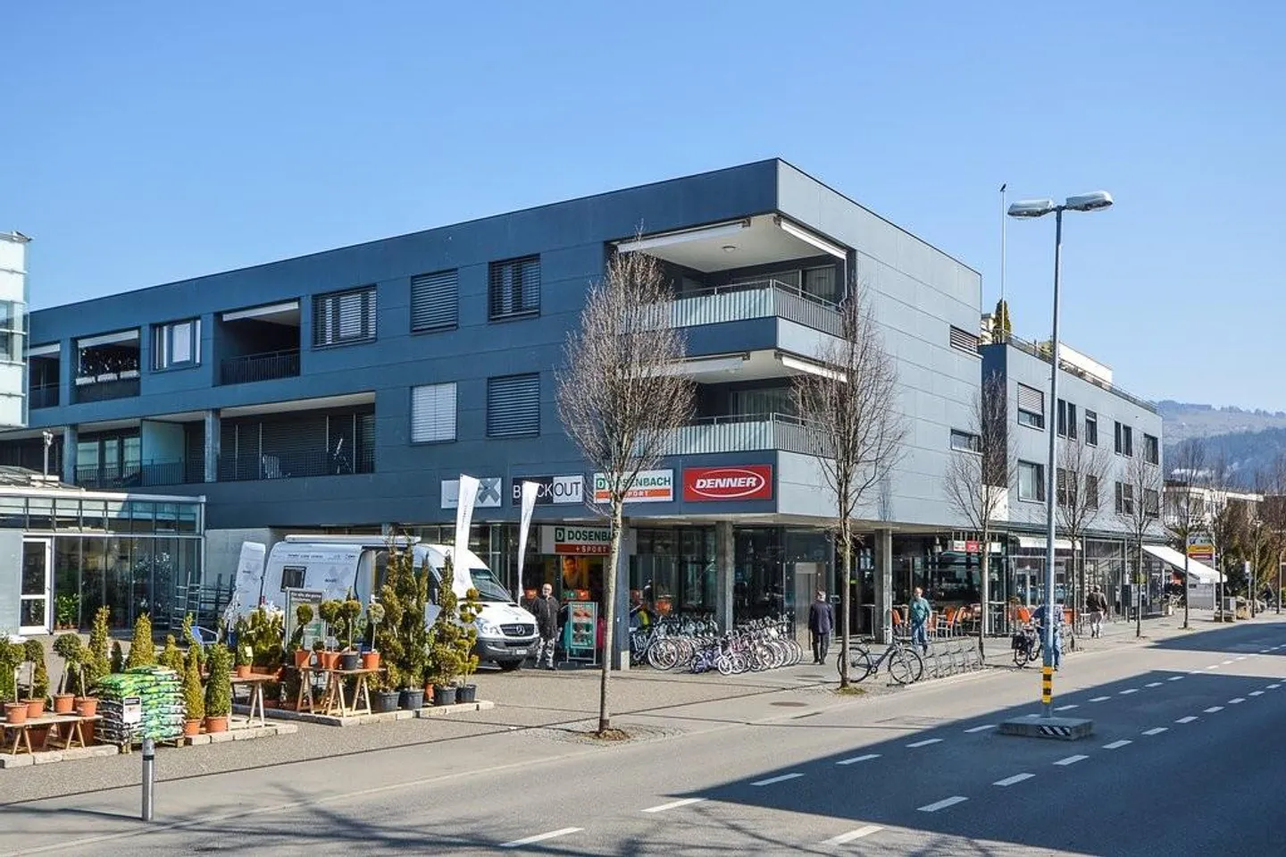 Büroräumlichkeiten in Belebter Lage - Foto 1 von 7