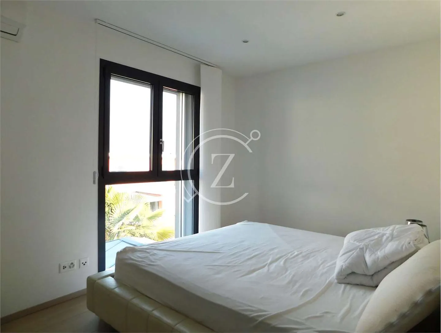 Villa moderna con piscina a Bedano - Foto 11 di 13