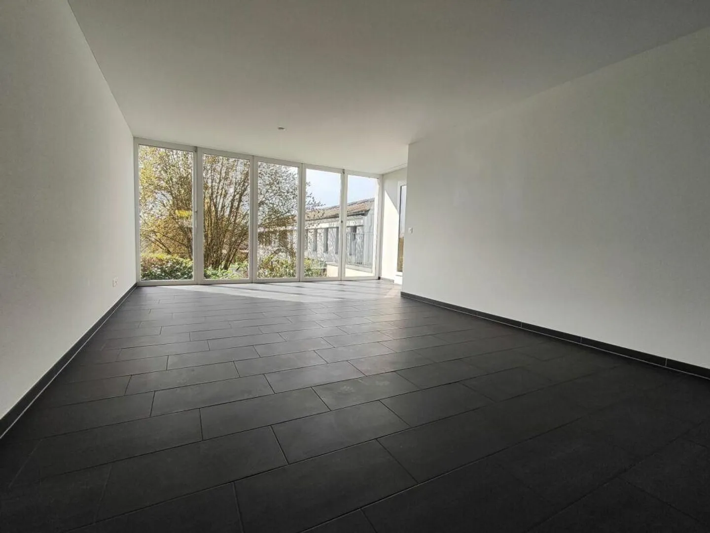 Helle 4.5 Zimmer Wohnung - Foto 4 von 8