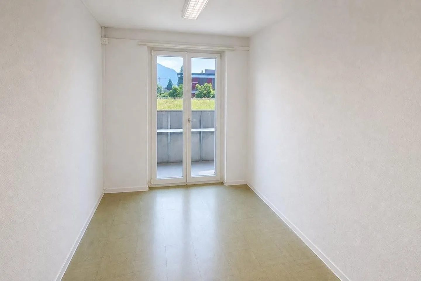 Büroräumlichkeiten in Belebter Lage - Foto 4 von 7