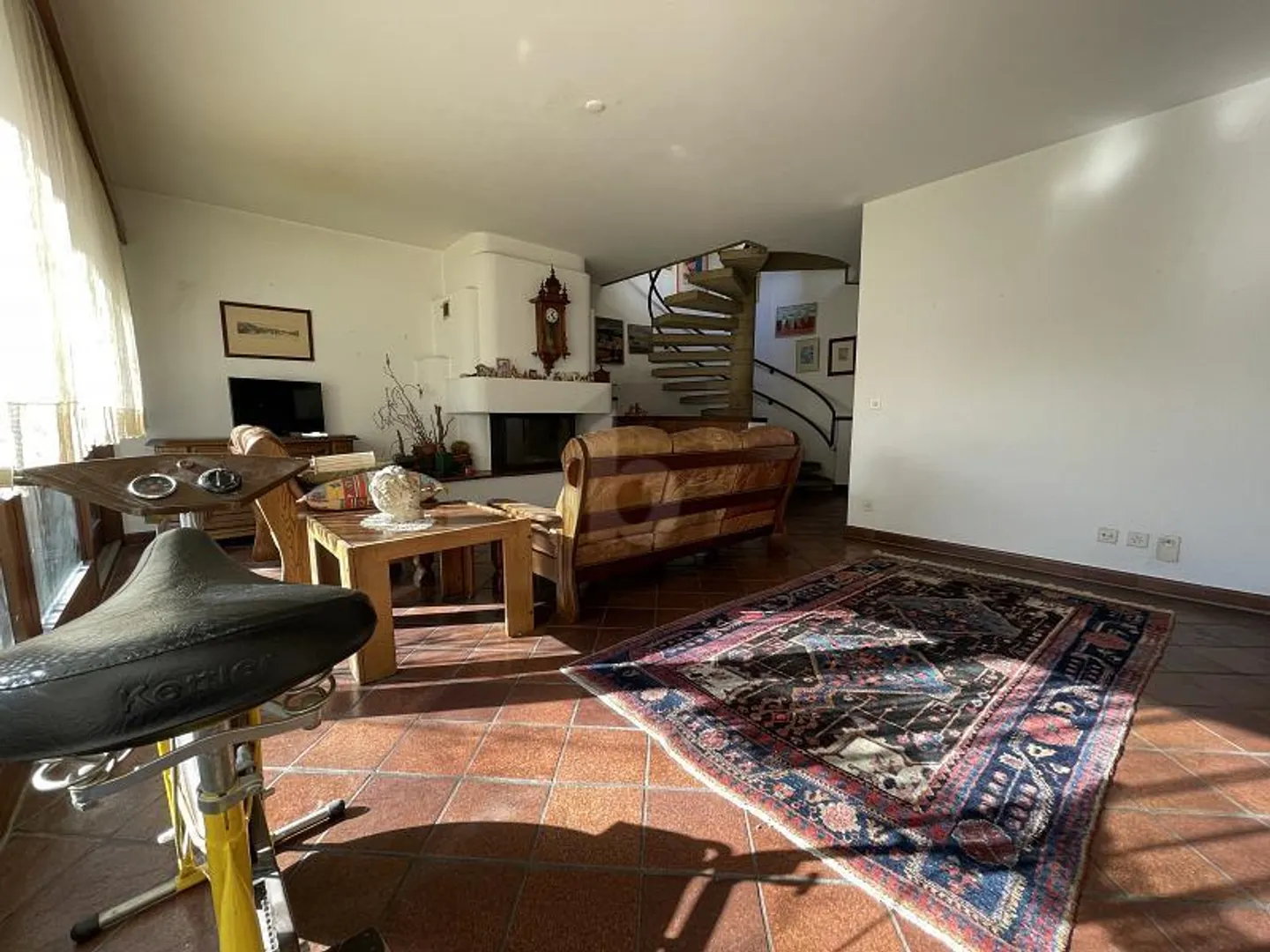 Spaziosa casa familiare con giardino - Foto 4 di 6