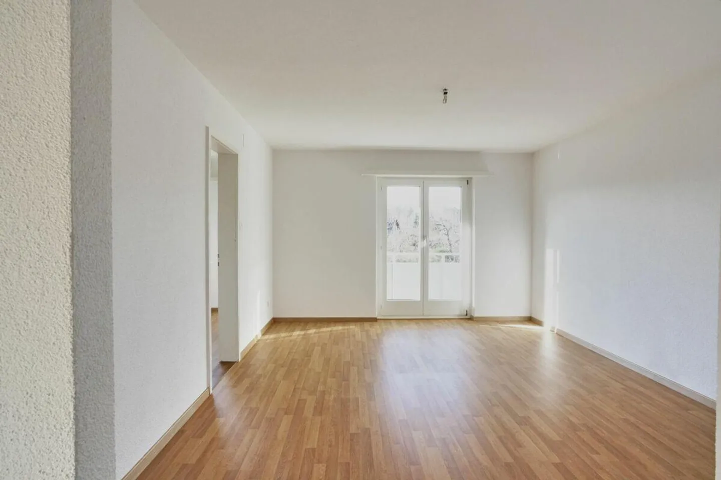 Modern 4-room apartment in a quiet location in Frauenfeld - Photo 4 of 11