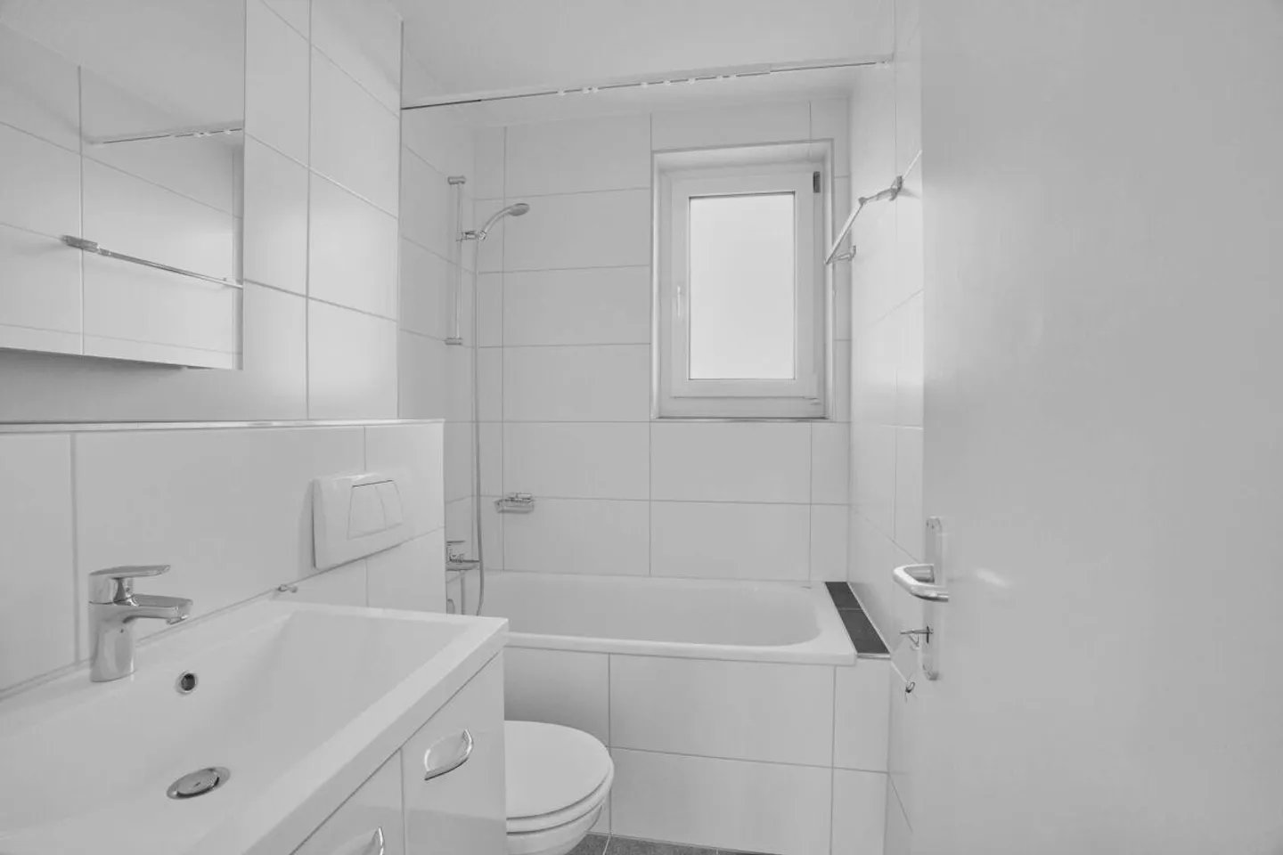 Modern 4-room apartment in a quiet location in Frauenfeld - Photo 7 of 11