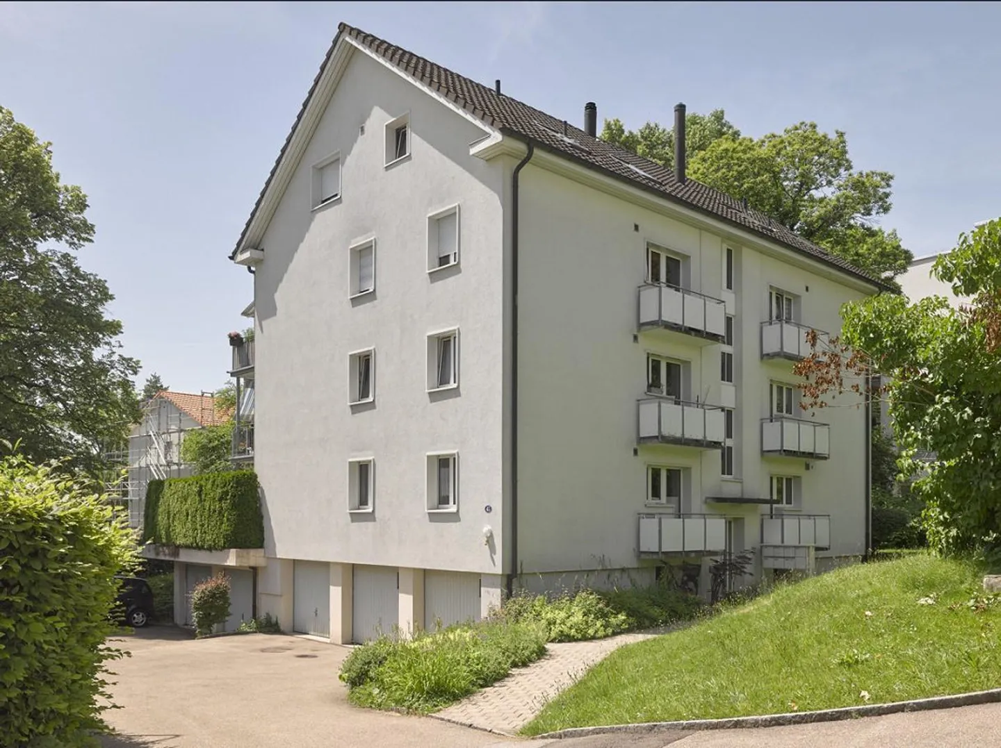 Vivre dans un quartier résidentiel populaire et calme - Photo 1 sur 9