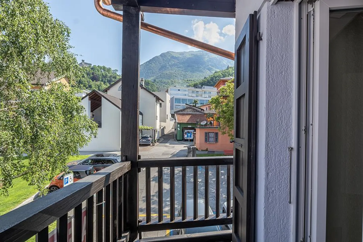 MAISON ROMANTIQUE AVEC JARDIN À BELLINZONA - Photo 11 sur 17