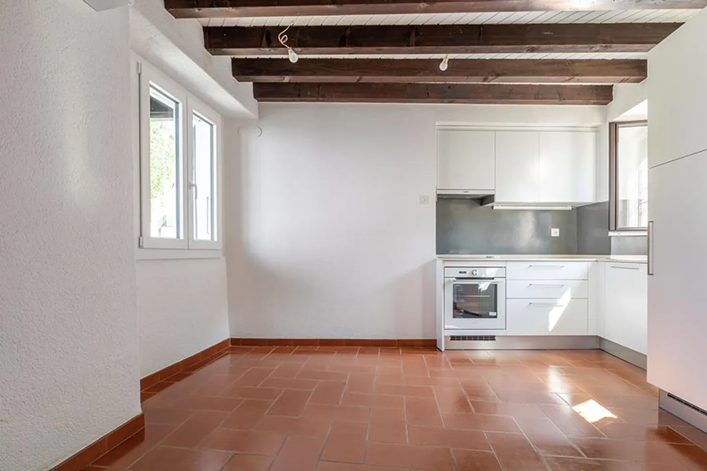 MAISON ROMANTIQUE AVEC JARDIN À BELLINZONA - Photo 5 sur 17