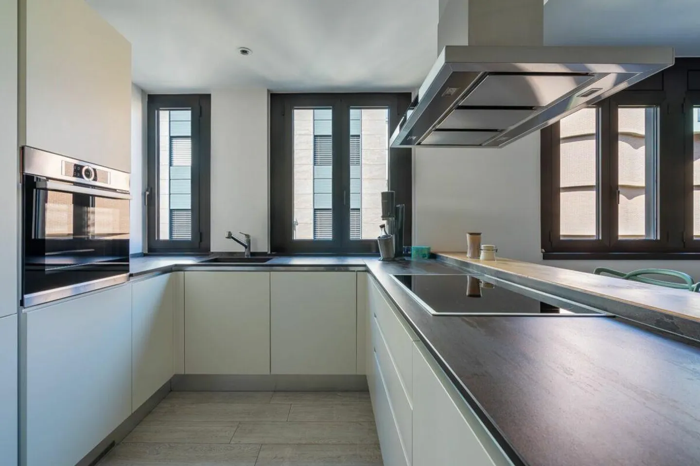 Helles renoviertes Apartment in Lugano - Foto 6 von 12