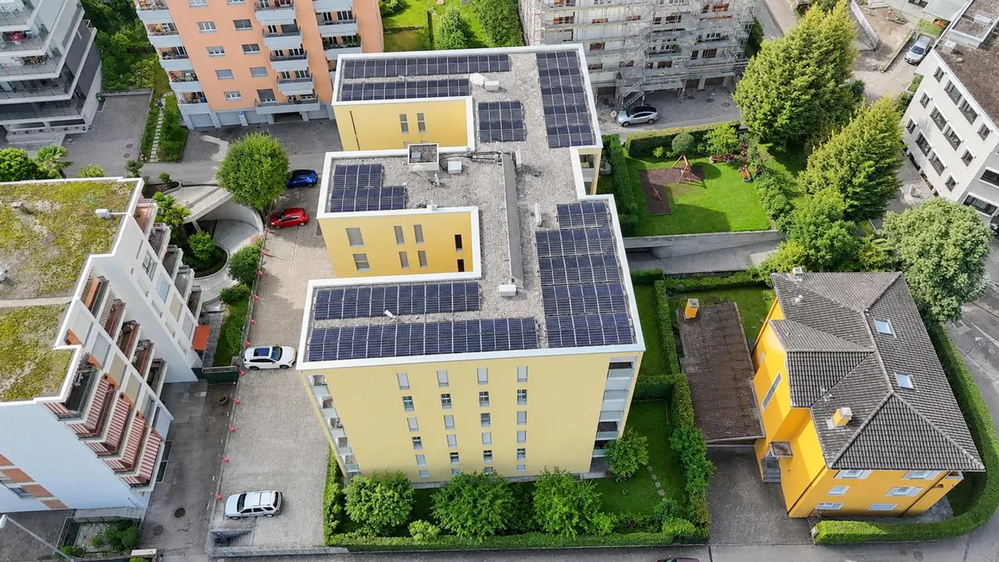 Elegantes Penthouse mit Panoramaterrasse in der Nähe des Zentrums von Lugano - Foto 19 von 20