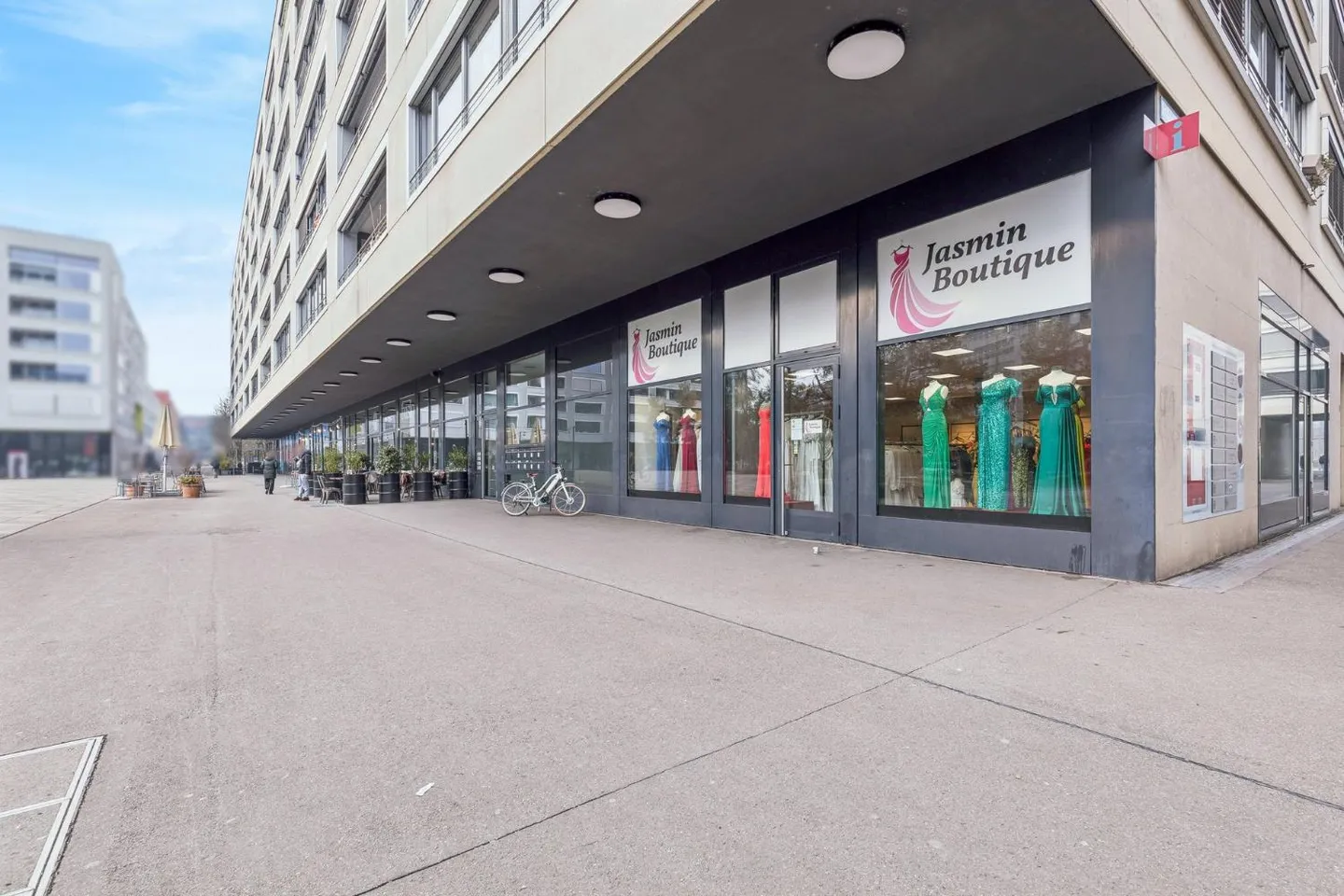 Stilvolle Boutique-Fläche in ZH - Foto 2 von 8