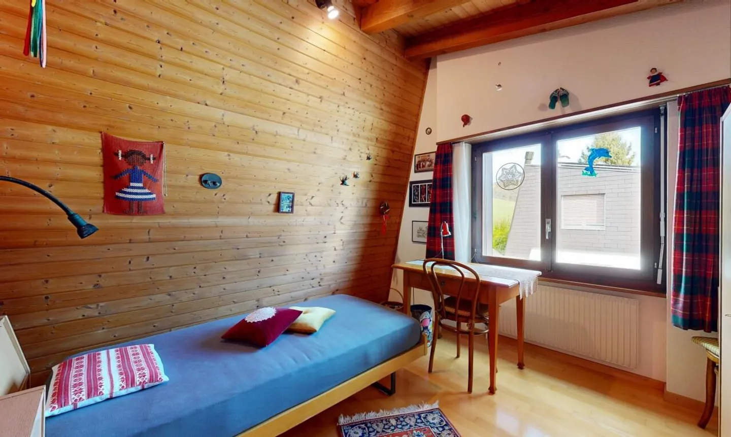 Grande casa a schiera su 3 piani con terrazza e balcone! - Foto 11 di 13
