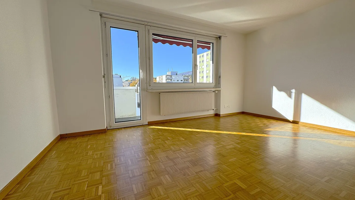 Spacieux appartement de 4.5 pièces avec vue imprenable à Delémont - Photo 11 sur 13