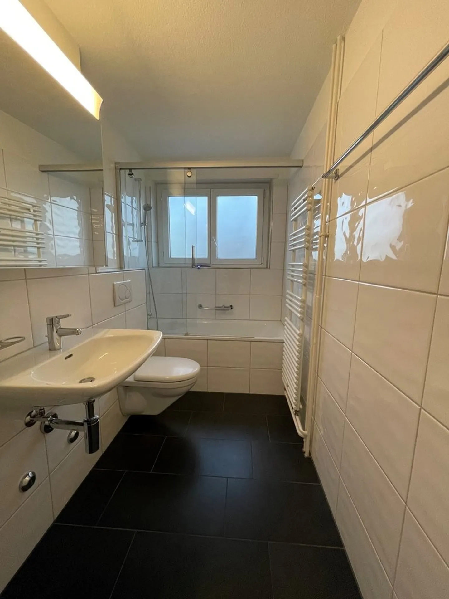 Sonnige Wohnung in Thalwil - Foto 3 von 10