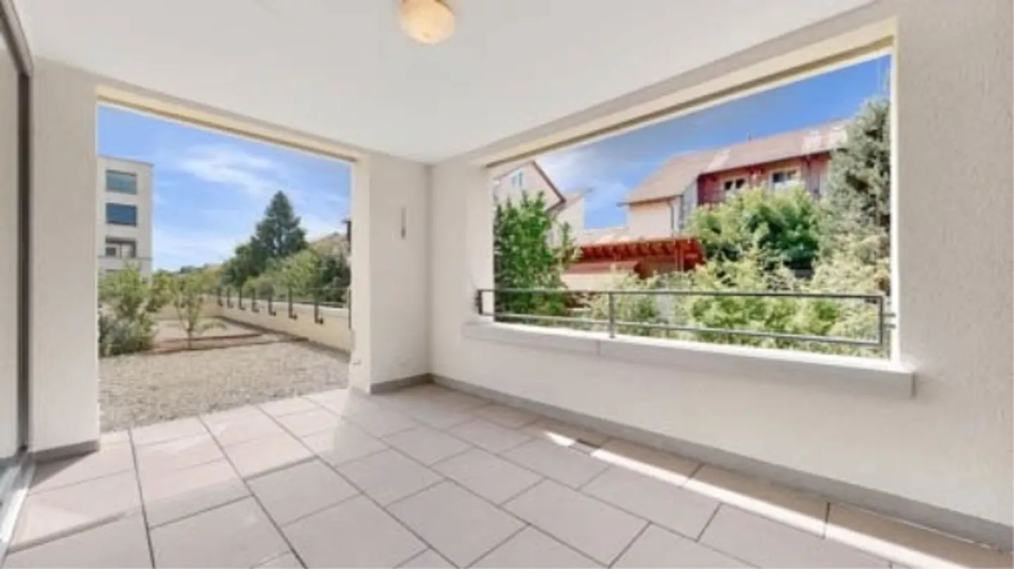 Unique Living in a Central Location - Photo 11 of 12