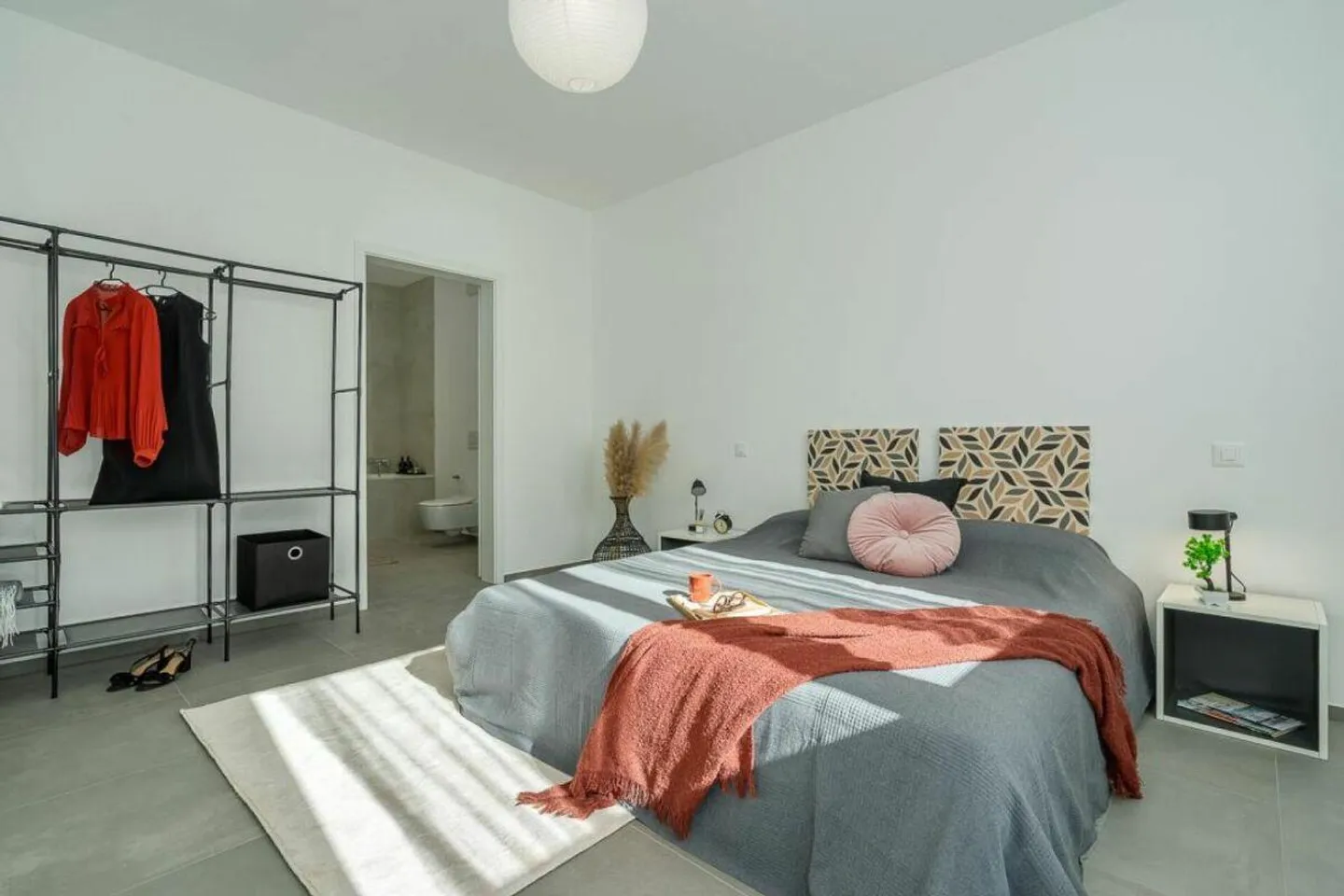 PREGASSONA · ATTIC 3½ ROOMS WITH COVERED TERRACE AND GARDEN - Photo 8 of 9