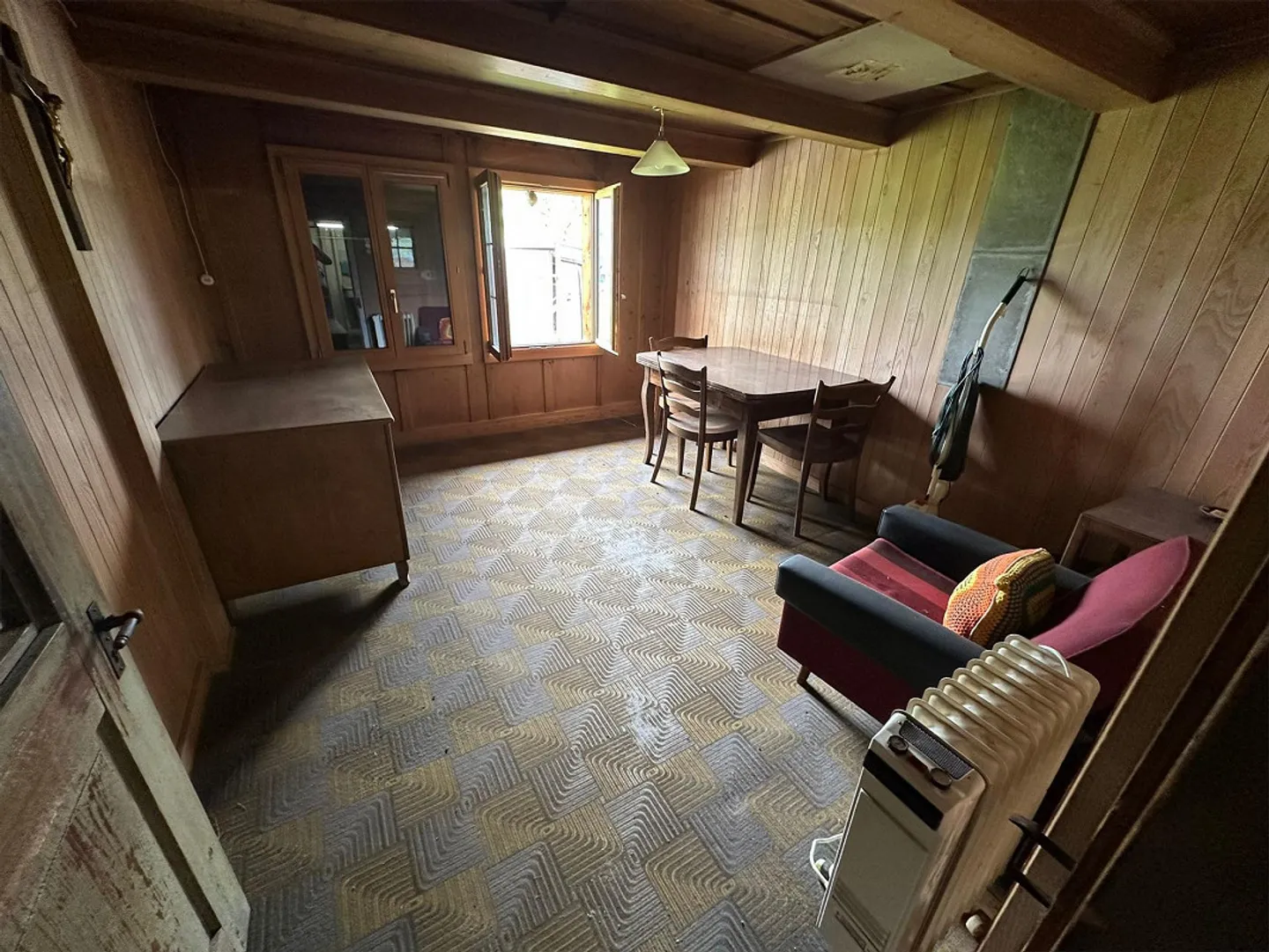 Edificio residenziale con fienile e capanno in legno in una posizione molto bella con vista - Foto 11 di 20