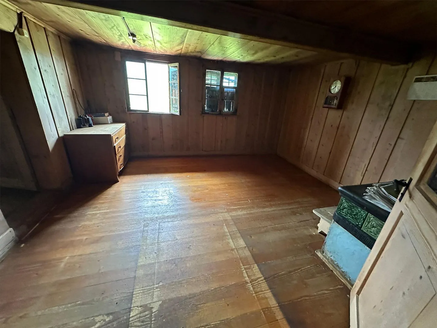 Edificio residenziale con fienile e capanno in legno in una posizione molto bella con vista - Foto 12 di 20