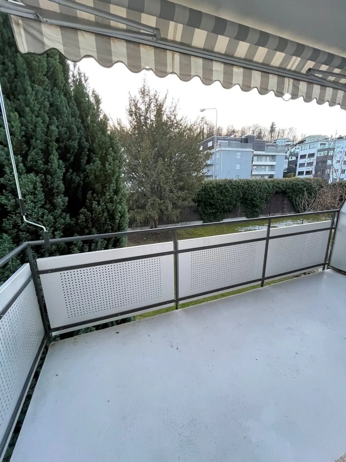 Sonnige Wohnung in Thalwil - Foto 9 von 10