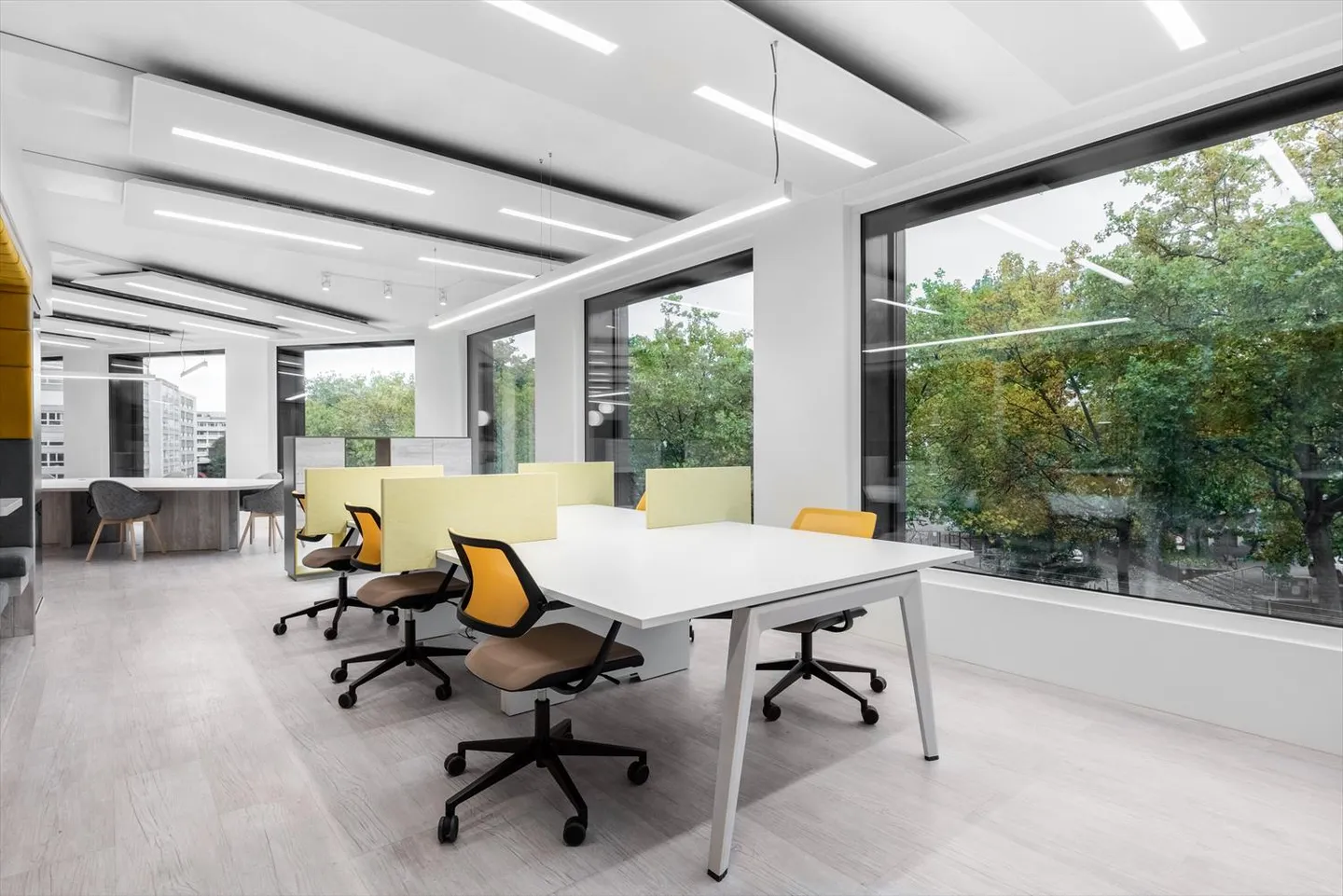 Accesso tutto incluso agli spazi di coworking presso Regus City Centre - Foto 1 di 7