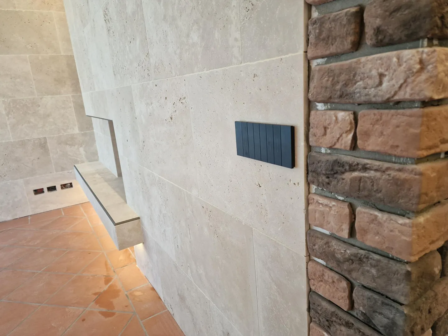 Attic Dream in Paradiso: New 3.5-Room Apartment with Panoramic View - Photo 6 of 30