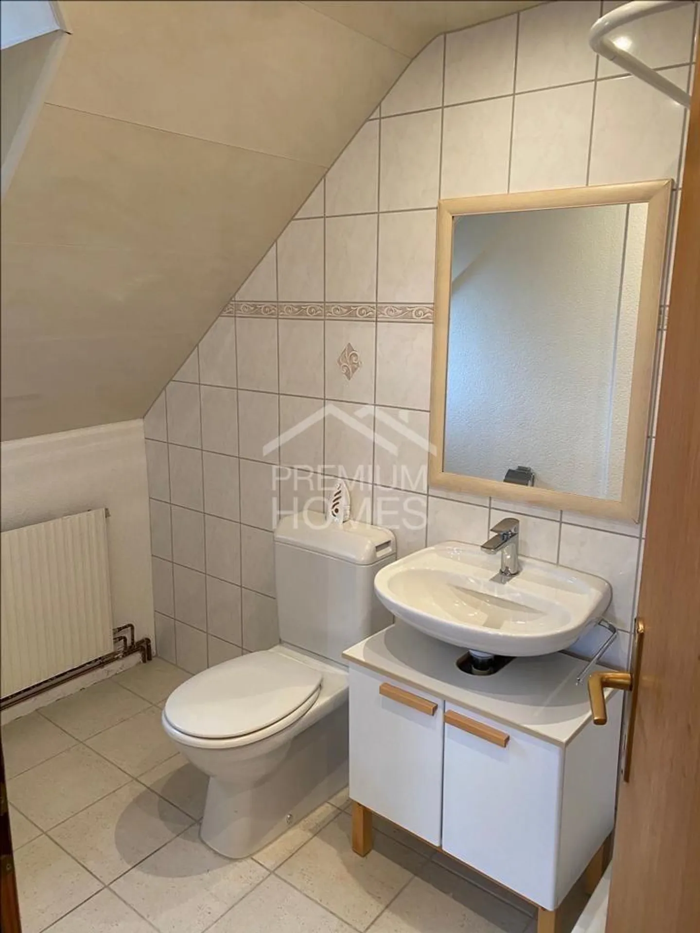 Compact & Cozy - Your New Home - Photo 4 of 5