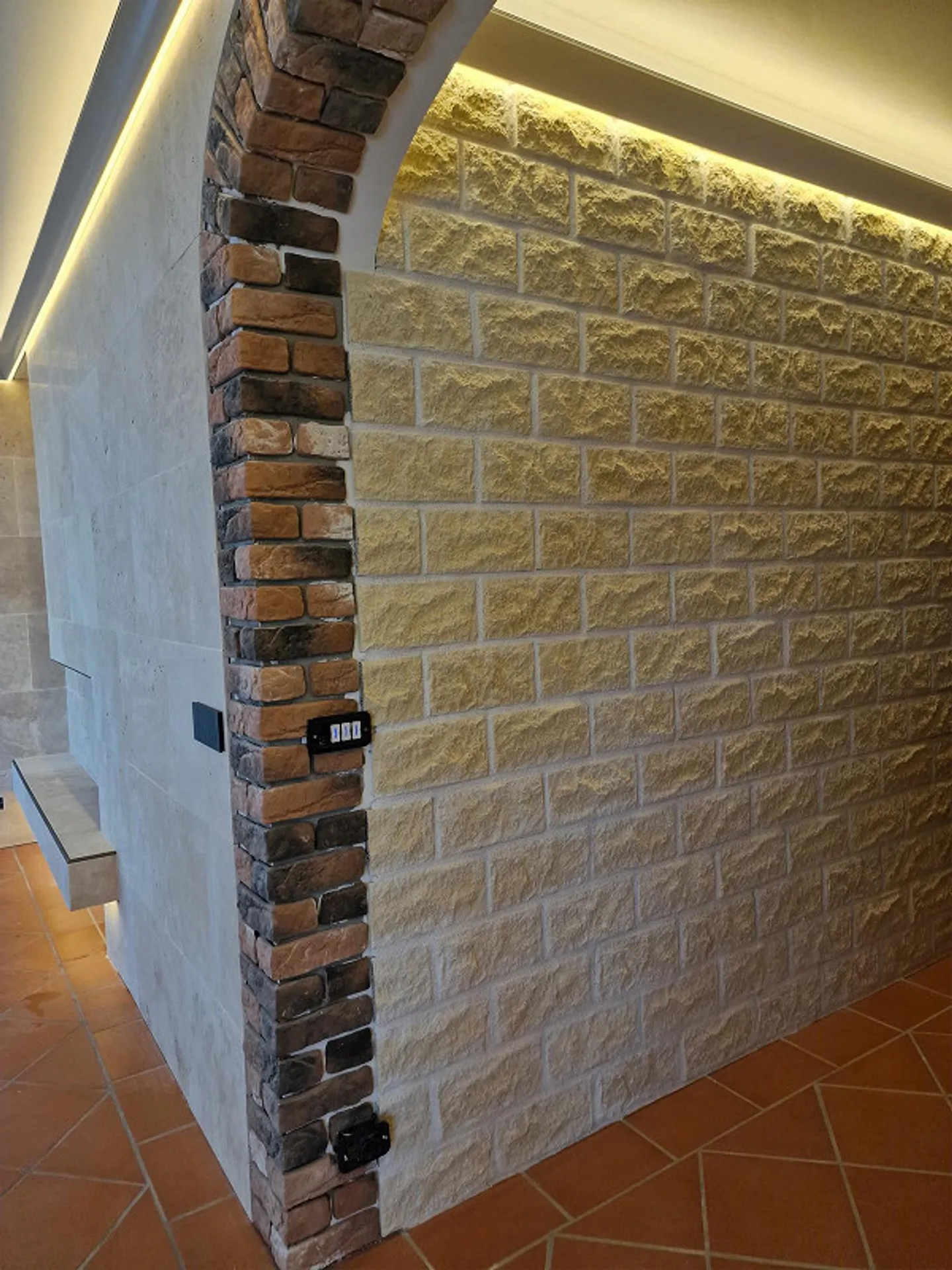 Attic Dream in Paradiso: New 3.5-Room Apartment with Panoramic View - Photo 13 of 30