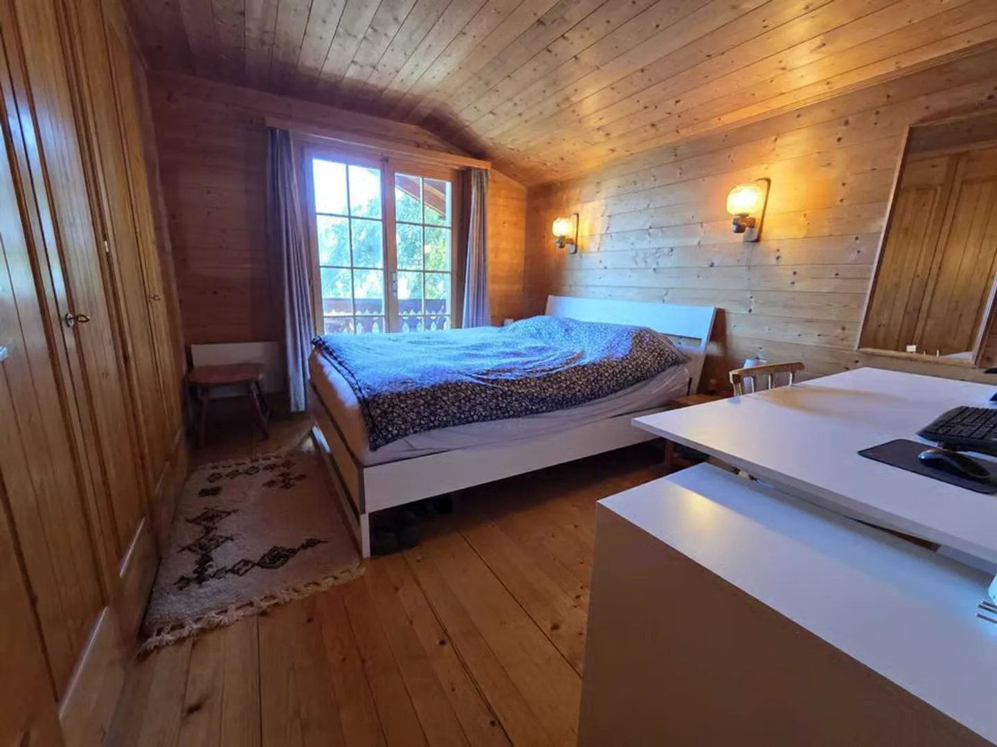 Furnished chalet for annual rent - lease takeover on 31.10.26 - Photo 10 of 10