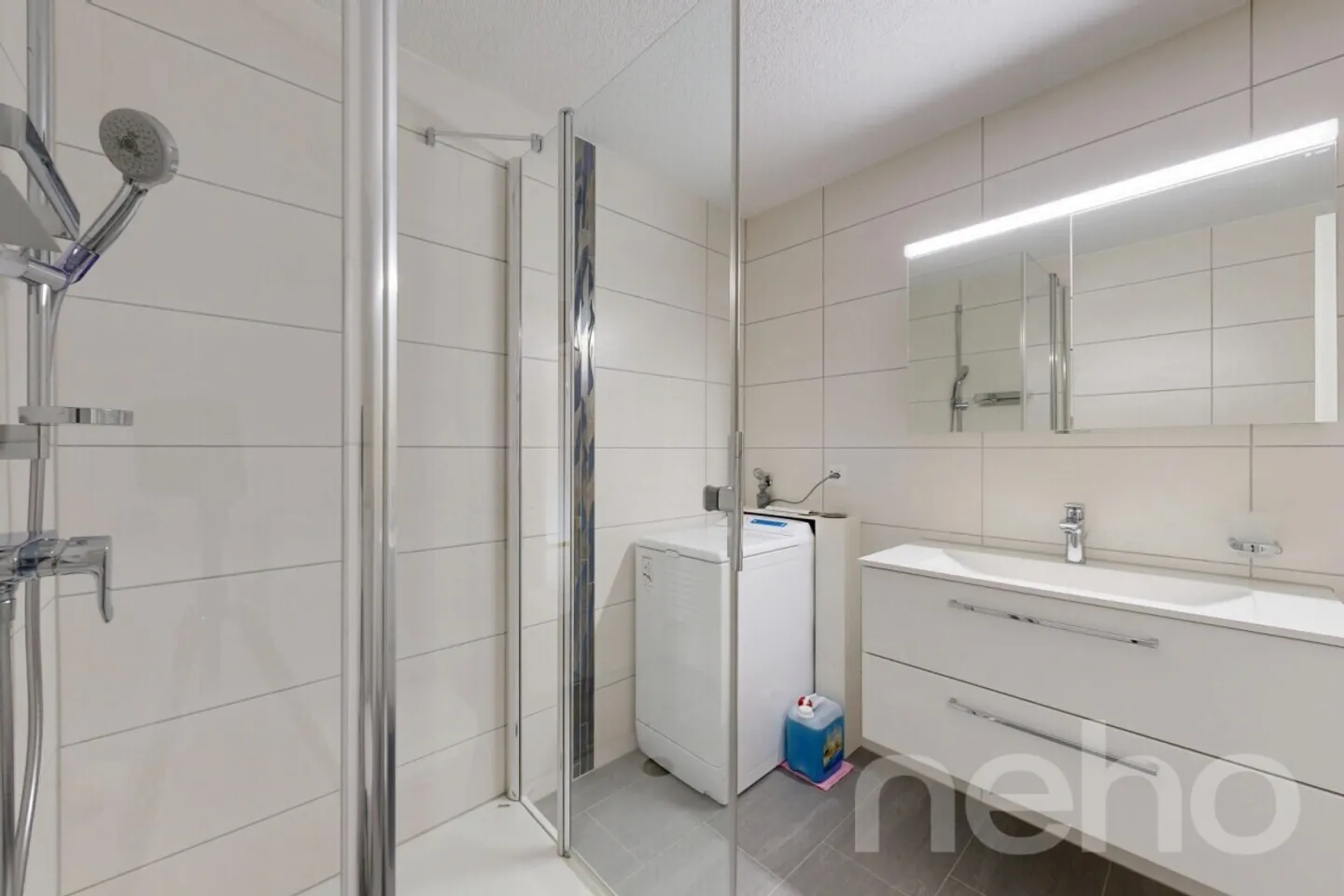 Bright and well-maintained 2.5-room apartment in an attractive location in Arlesheim - Photo 10 of 12