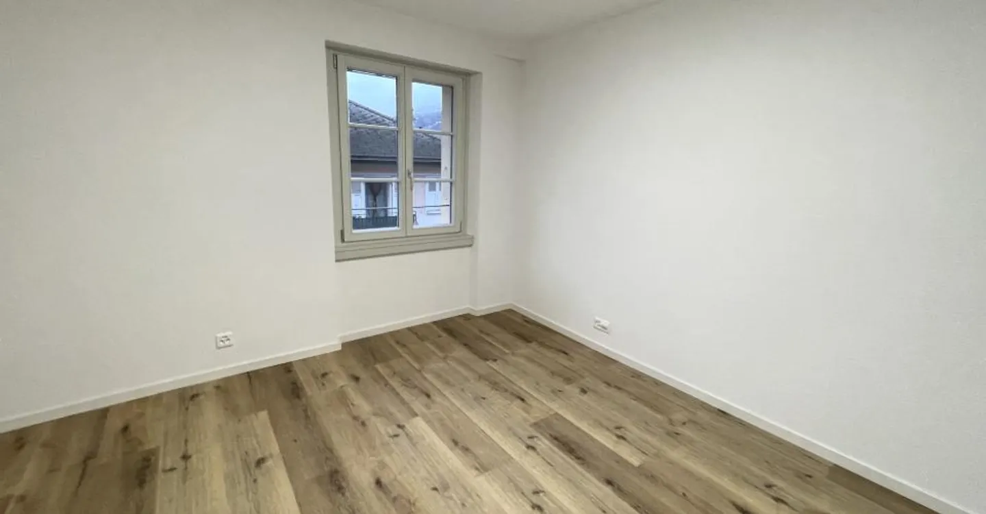 5.5-room apartment renovated - Photo 4 of 7